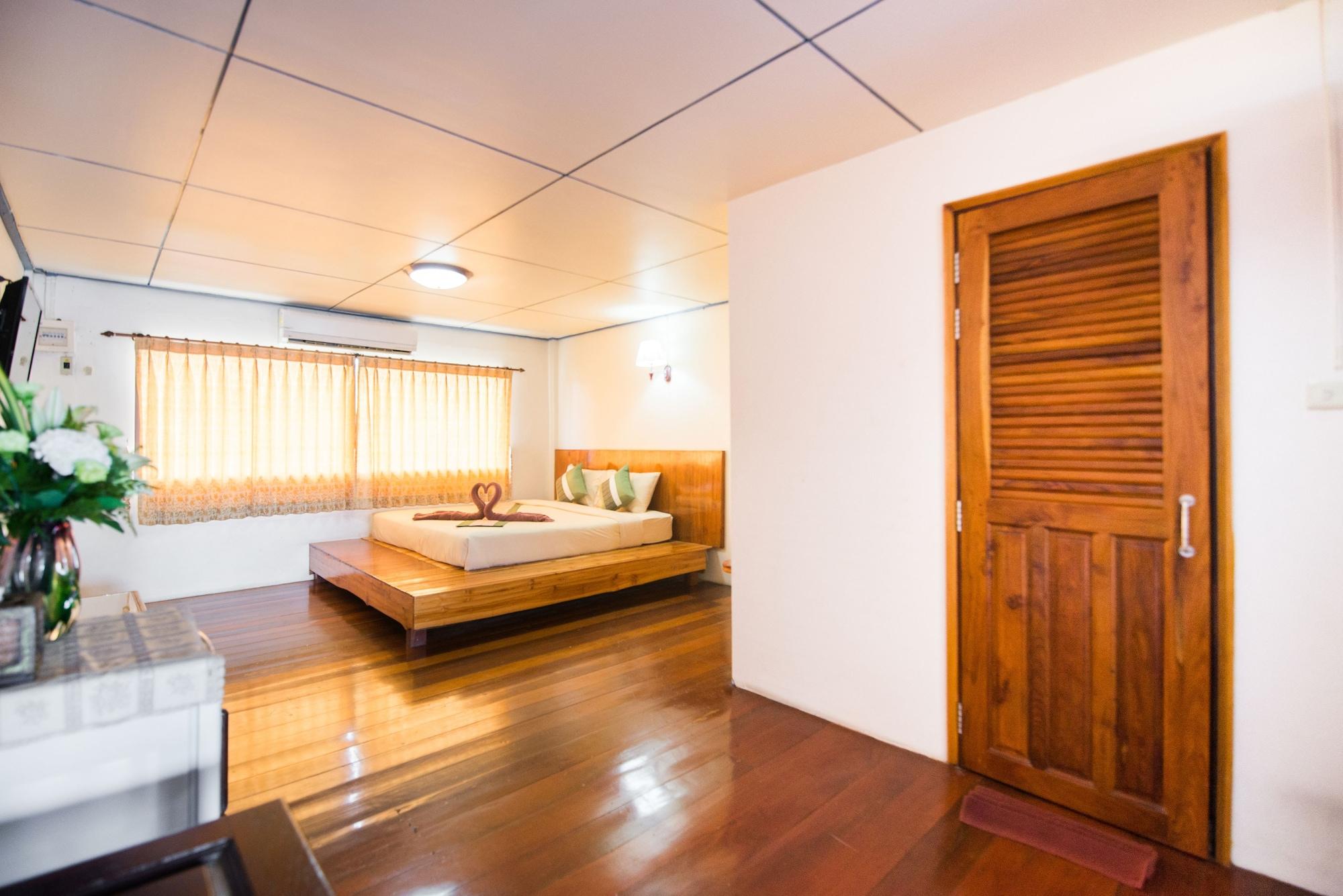 Pongphen Guesthouse - Sha Plus Certified Kanchanaburi Dış mekan fotoğraf