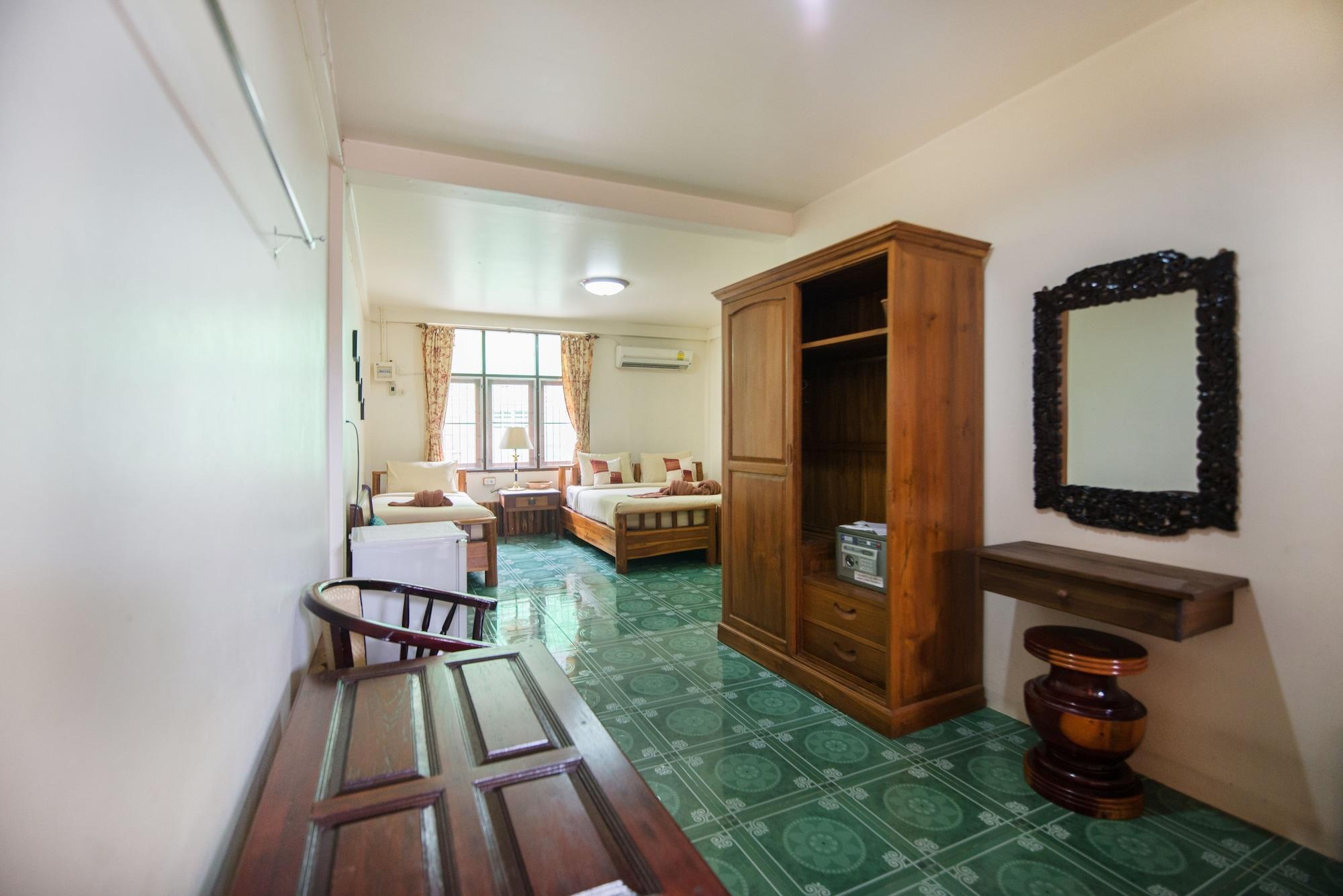 Pongphen Guesthouse - Sha Plus Certified Kanchanaburi Dış mekan fotoğraf