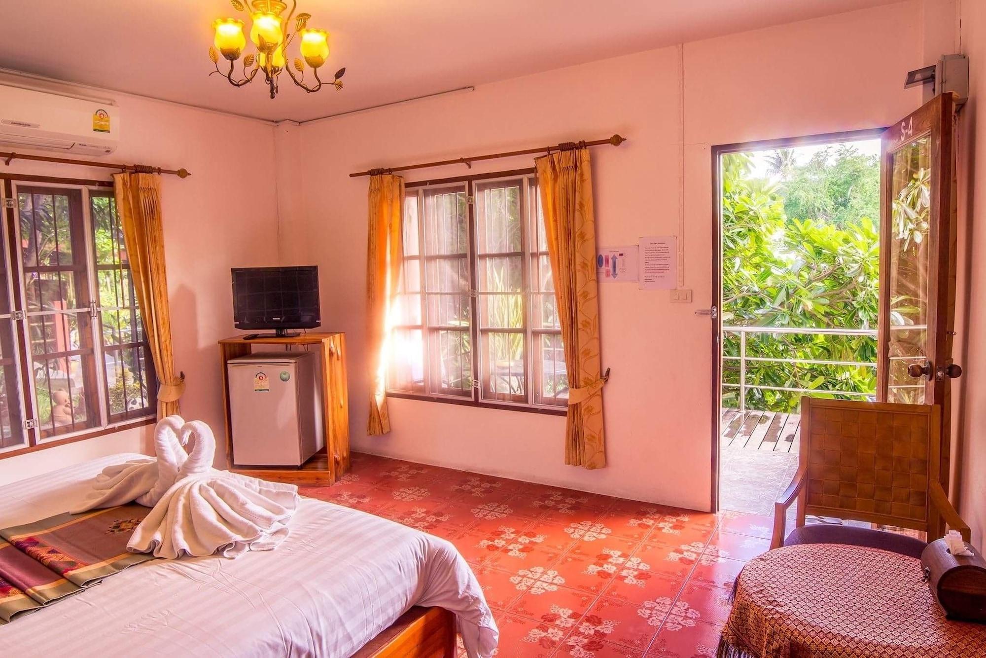 Pongphen Guesthouse - Sha Plus Certified Kanchanaburi Dış mekan fotoğraf