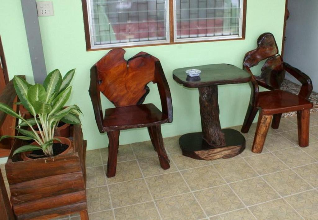 Pongphen Guesthouse - Sha Plus Certified Kanchanaburi Oda fotoğraf
