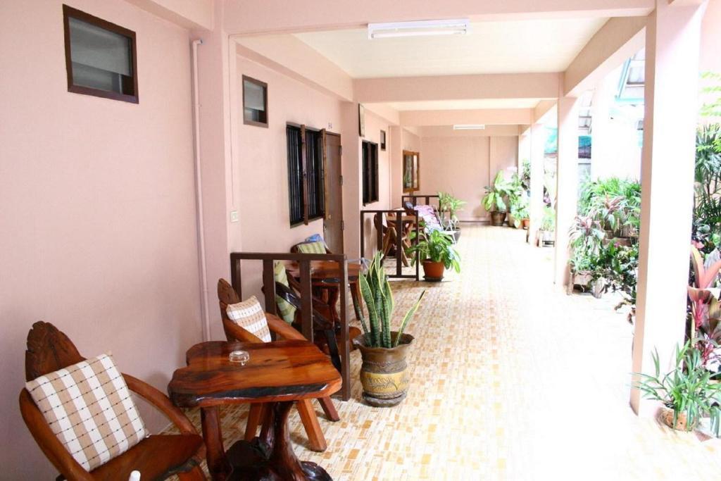 Pongphen Guesthouse - Sha Plus Certified Kanchanaburi Oda fotoğraf