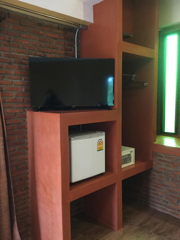 Pongphen Guesthouse - Sha Plus Certified Kanchanaburi Dış mekan fotoğraf