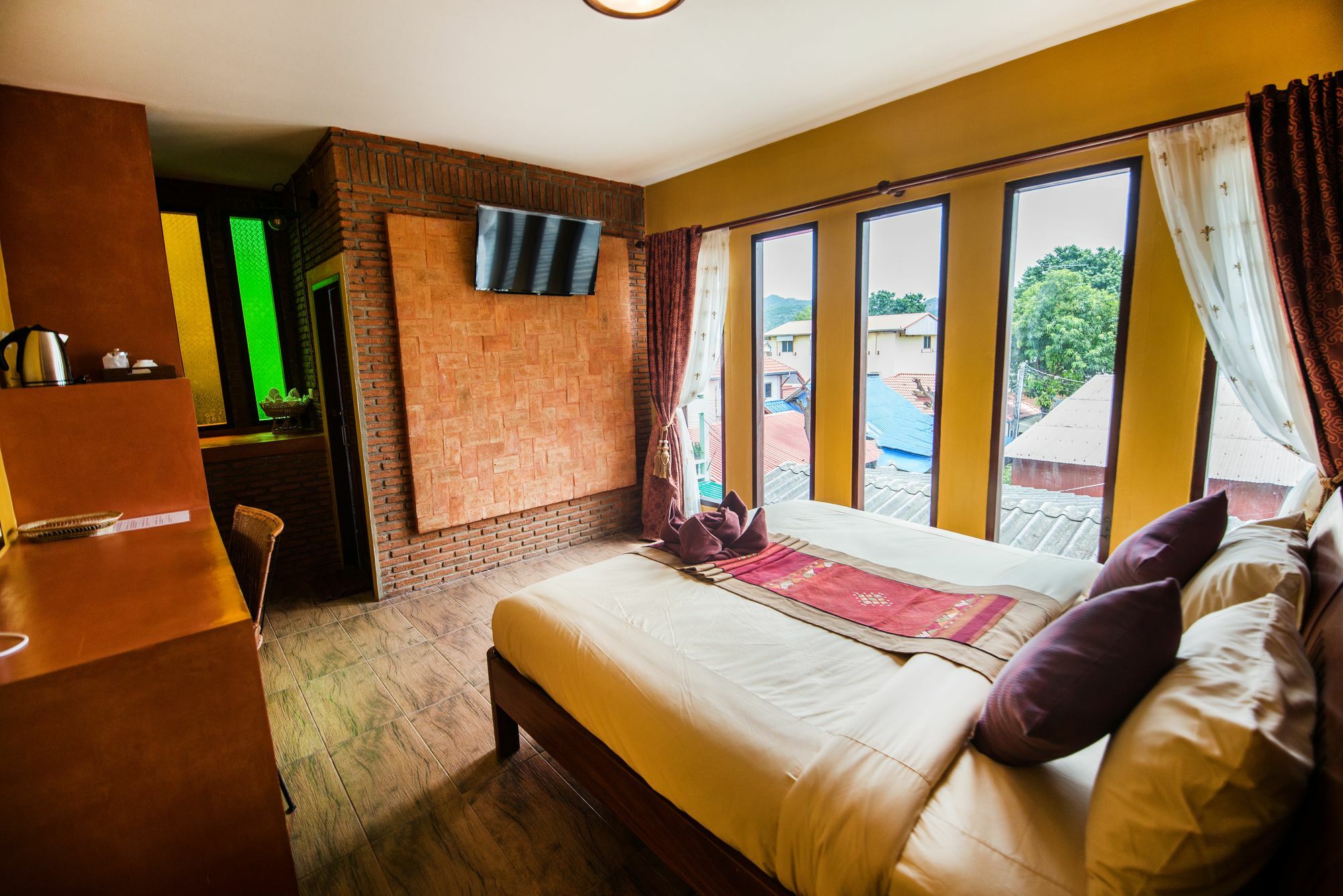 Pongphen Guesthouse - Sha Plus Certified Kanchanaburi Dış mekan fotoğraf